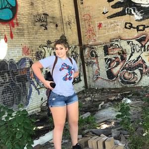 Meet your Posher, Allison